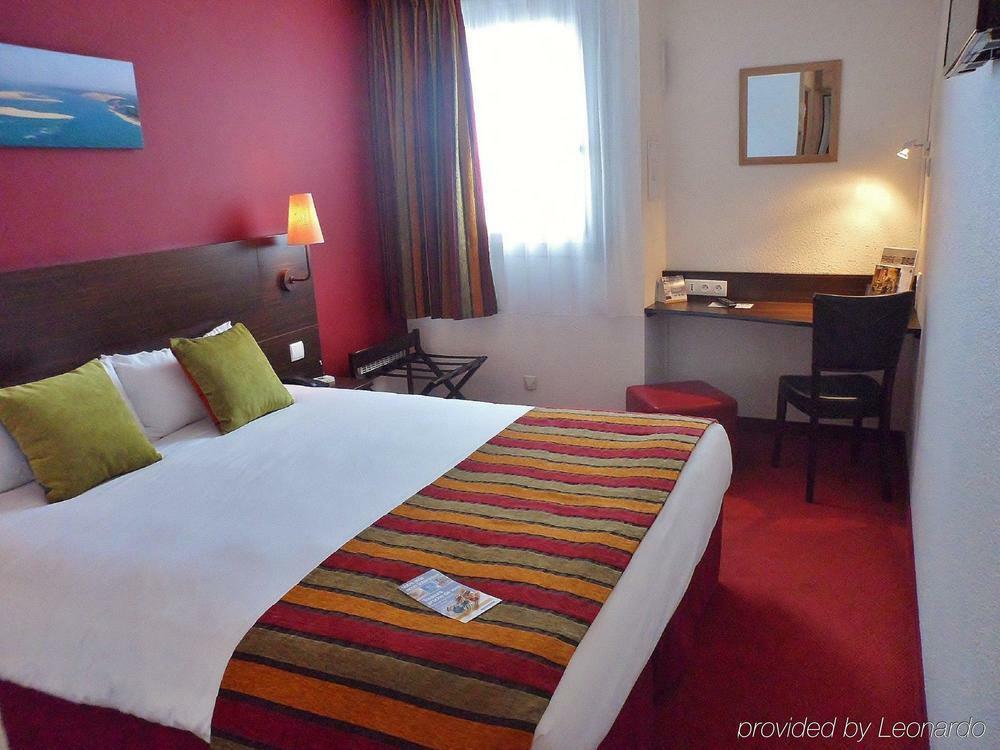 Greet Hotel Bordeaux Aeroport Merignac  Ngoại thất bức ảnh